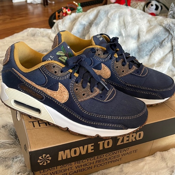 Nike Other - Nike Airmax 90 SE